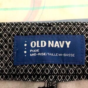 Old Navy Pixie pant size 14